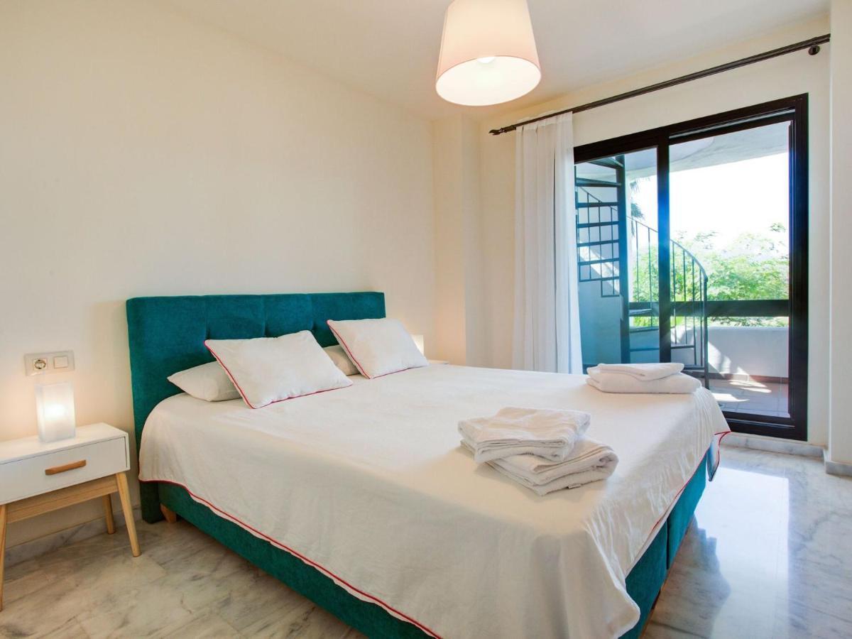 Spacious Apartment In San Roque With Swimming Pool Luaran gambar
